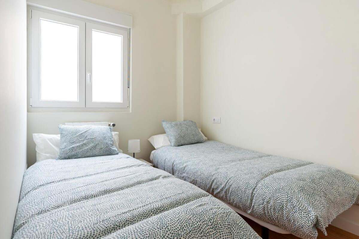 Casa Junto A La Catedral Apartment ซานตานเดร์ ภายนอก รูปภาพ