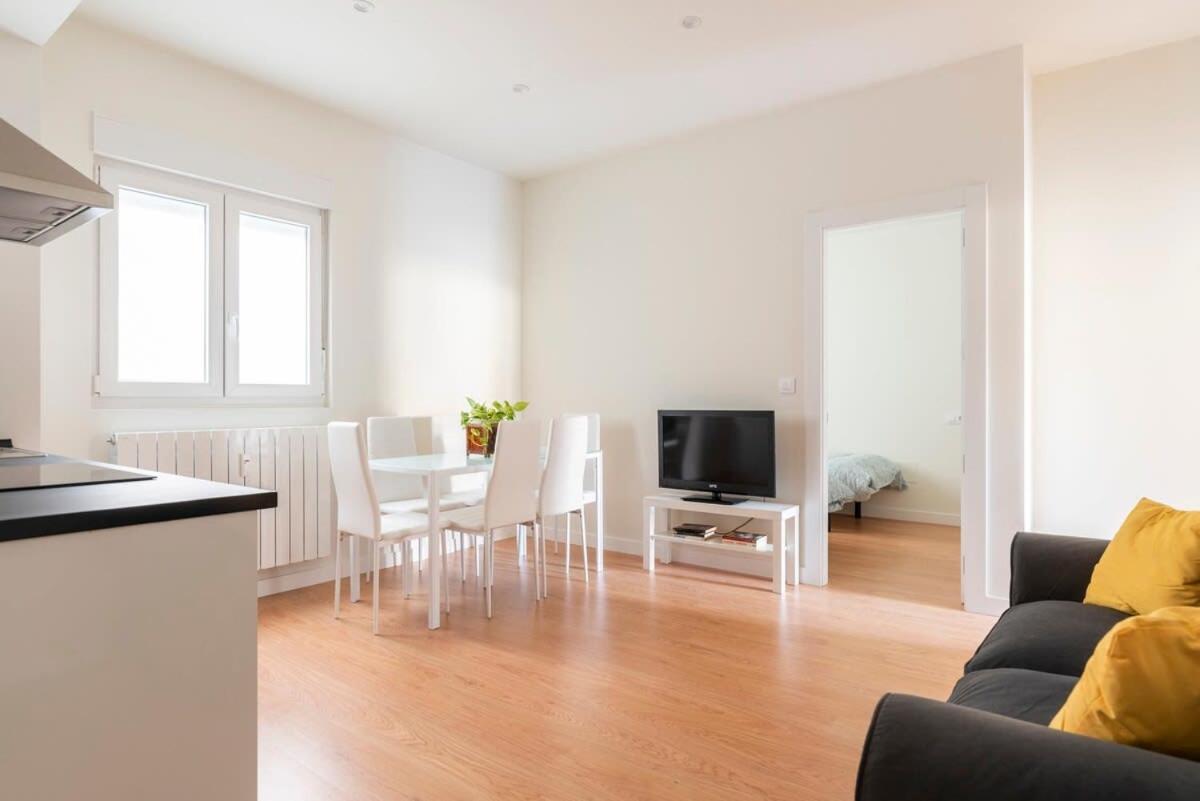 Casa Junto A La Catedral Apartment ซานตานเดร์ ภายนอก รูปภาพ