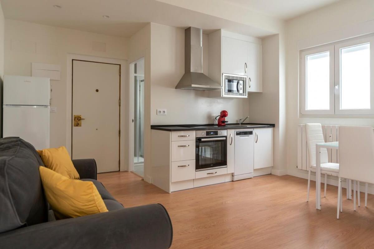 Casa Junto A La Catedral Apartment ซานตานเดร์ ภายนอก รูปภาพ
